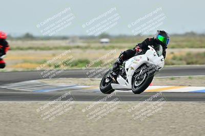 media/Apr-18-2025-TrackDaz (Fri) [[45f5874c44]]/C Group/Session 1 (Turn 7)/